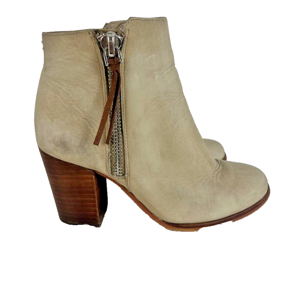 Gianni Bini Boots Women's Size 6.5 M Heels Side Zip Ankle Beige Leather Boho